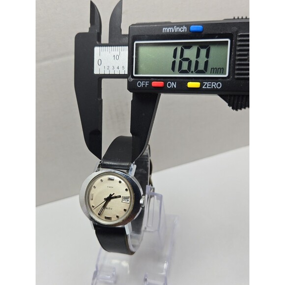 1972 Timex Ladies Electric Calendar Chrome Plated Vintage Date Watch Black Strap main image 9